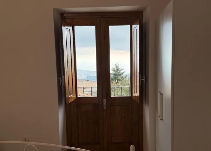 La Ginestra לינה וארוחת בוקר